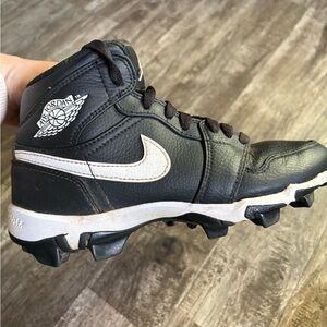 Jordan Kids Black and white baseball cleats